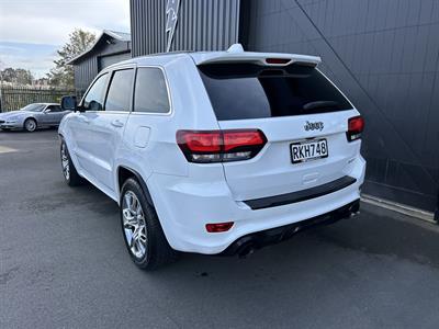 2014 Jeep Grand Cherokee - Thumbnail