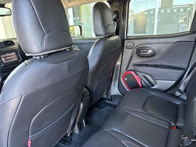 2016 Jeep Renegade - Thumbnail