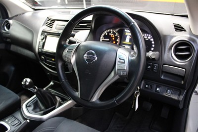 2018 Nissan Navara - Thumbnail