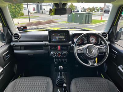 2022 Suzuki Jimny - Thumbnail