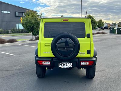 2022 Suzuki Jimny - Thumbnail