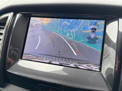 2020 Ford Everest - Thumbnail