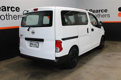2015 Nissan Nv200 - Thumbnail