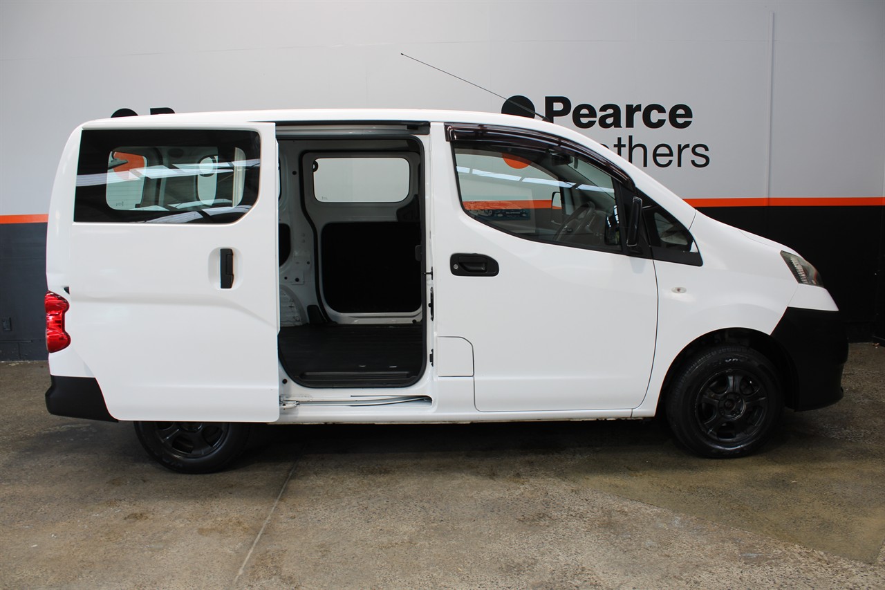 2015 Nissan Nv200