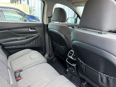 2021 Hyundai SANTA FE - Thumbnail