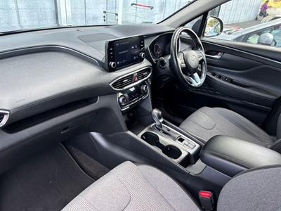 2021 Hyundai SANTA FE - Thumbnail