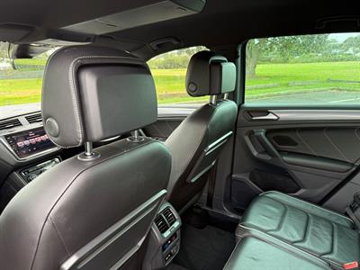 2019 Volkswagen Tiguan - Thumbnail