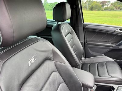 2019 Volkswagen Tiguan - Thumbnail