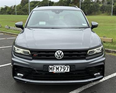2019 Volkswagen Tiguan - Thumbnail