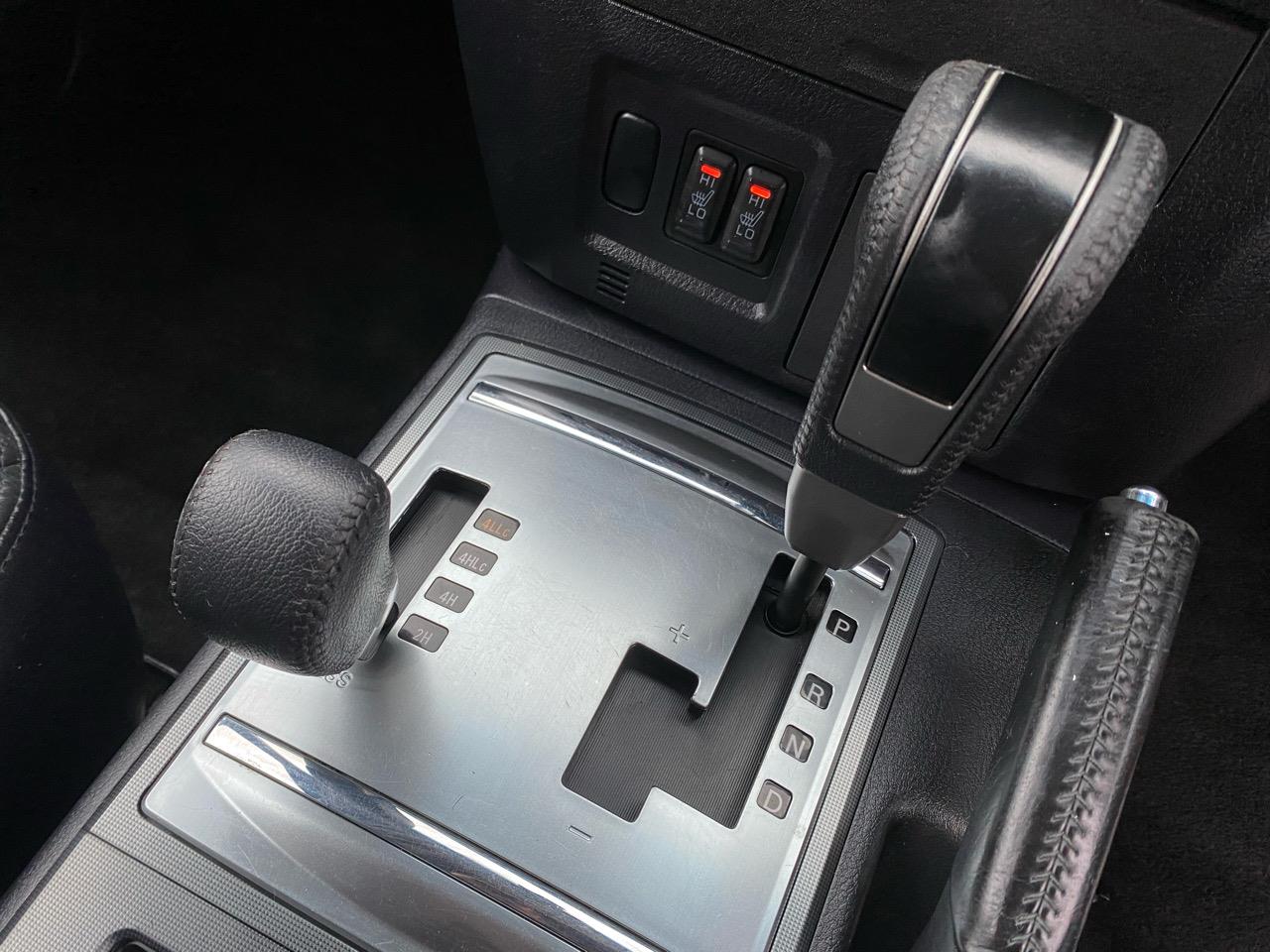 2011 Mitsubishi Pajero