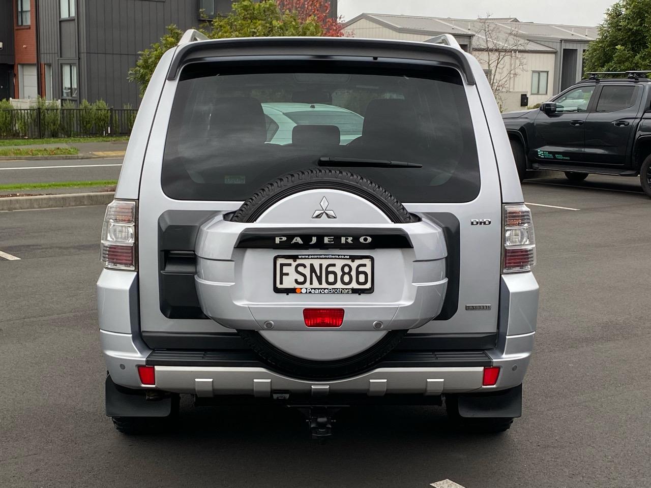 2011 Mitsubishi Pajero
