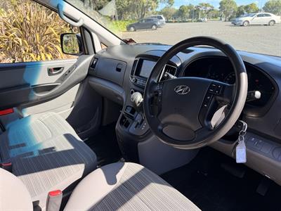 2021 Hyundai Iload - Thumbnail
