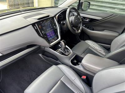 2021 Subaru Outback - Thumbnail