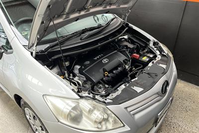 2009 Toyota Auris - Thumbnail