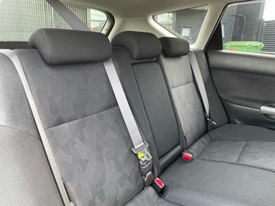 2007 Toyota Caldina - Thumbnail