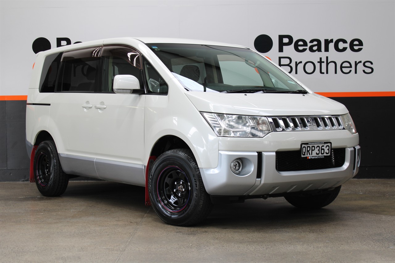 2011 Mitsubishi Delica