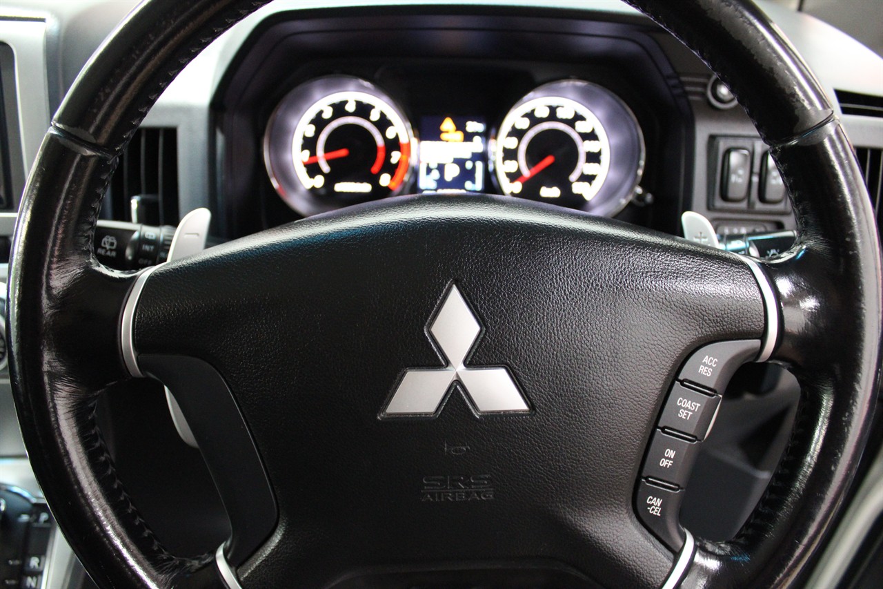 2011 Mitsubishi Delica