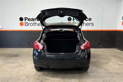 2013 Nissan Pulsar - Thumbnail