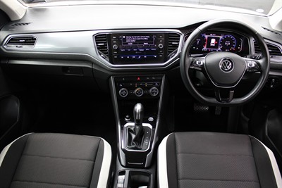 2021 Volkswagen T-Roc - Thumbnail