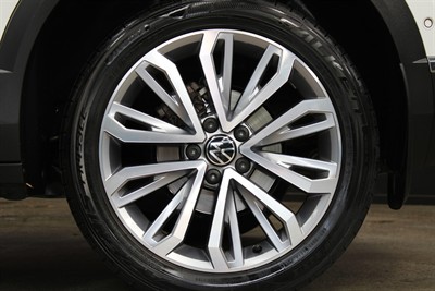 2021 Volkswagen T-Roc - Thumbnail