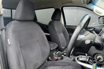 2016 Nissan Navara - Thumbnail