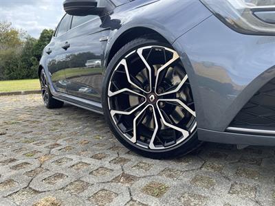 2019 Renault MEGANE - Thumbnail