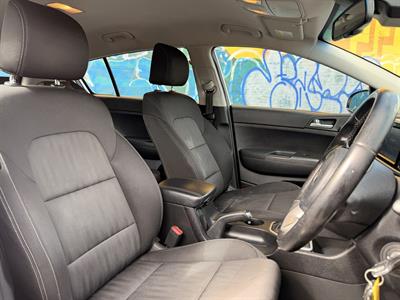 2018 Kia SPORTAGE - Thumbnail