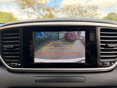 2018 Kia SPORTAGE - Thumbnail