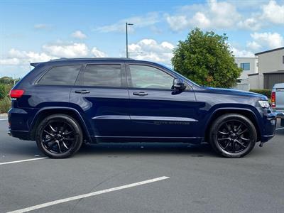 2019 Jeep GRAND CHEROKEE - Thumbnail
