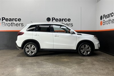 2020 Suzuki Vitara - Thumbnail