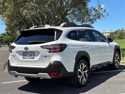 2021 Subaru Outback - Thumbnail