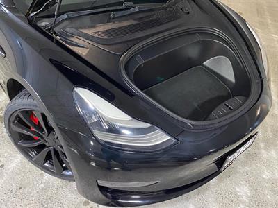 2019 Tesla Model 3 - Thumbnail