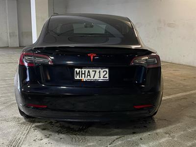 2019 Tesla Model 3 - Thumbnail