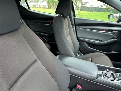 2019 Mazda 3 - Thumbnail