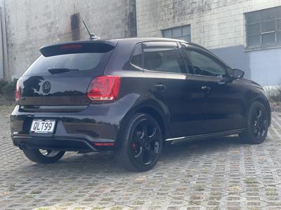 2012 Volkswagen Polo - Thumbnail