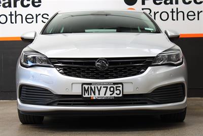 2019 Holden Astra - Thumbnail