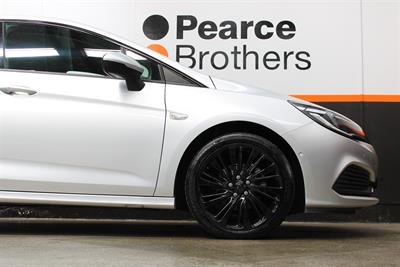 2019 Holden Astra - Thumbnail