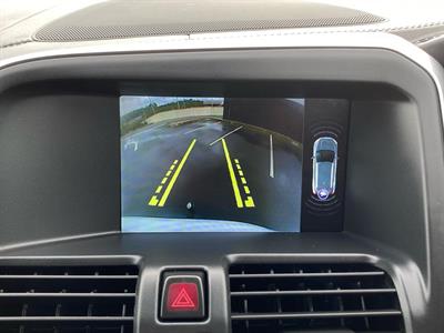 2016 Volvo Xc60 - Thumbnail