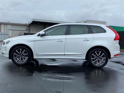 2016 Volvo Xc60 - Thumbnail