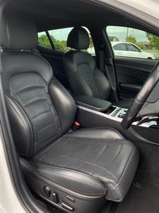 2021 Kia Stinger - Thumbnail