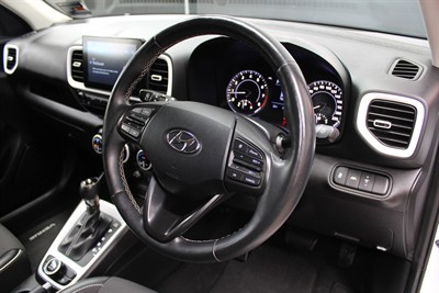 2021 Hyundai Venue - Thumbnail