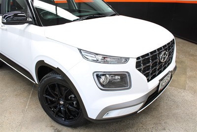 2021 Hyundai Venue - Thumbnail