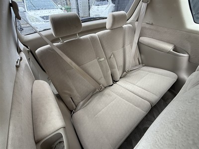 2006 Toyota Ipsum - Thumbnail