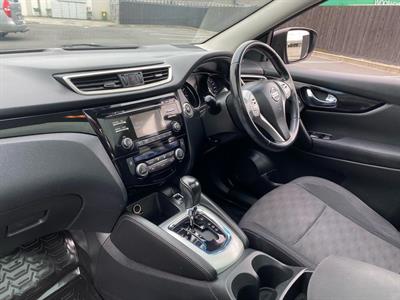 2015 Nissan QASHQAI - Thumbnail