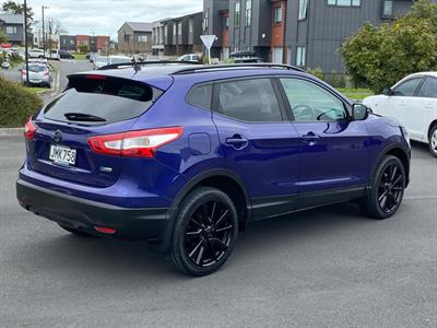 2015 Nissan QASHQAI - Thumbnail