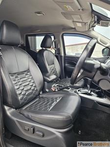2021 Nissan Navara - Thumbnail