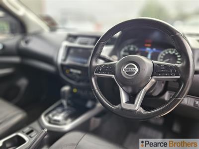 2021 Nissan Navara - Thumbnail