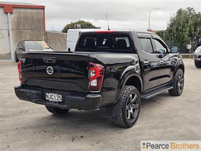 2021 Nissan Navara - Thumbnail