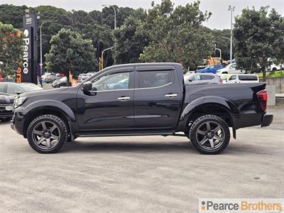 2021 Nissan Navara - Thumbnail