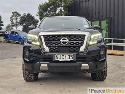 2021 Nissan Navara - Thumbnail